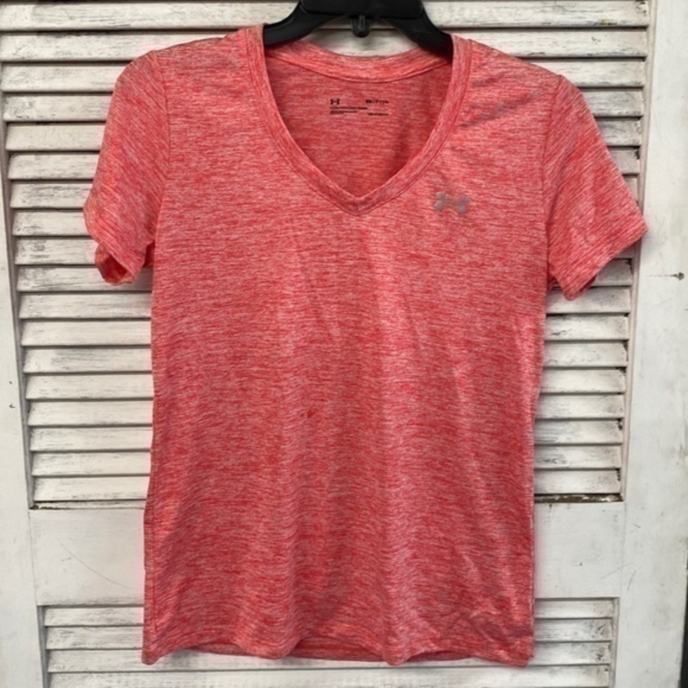 Under Armour V Neck Tee size Small Orange